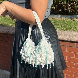 TJMAXX MARSHALLS VIRAL White Seashell Dangly Turquoise Summer Beaded Bag Purse